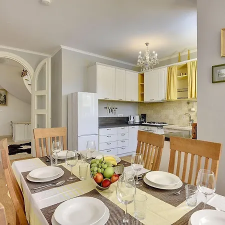 Villa Mit Privatem Pool, Babybett, Baeder En Suite, Wlan بيت للعطل