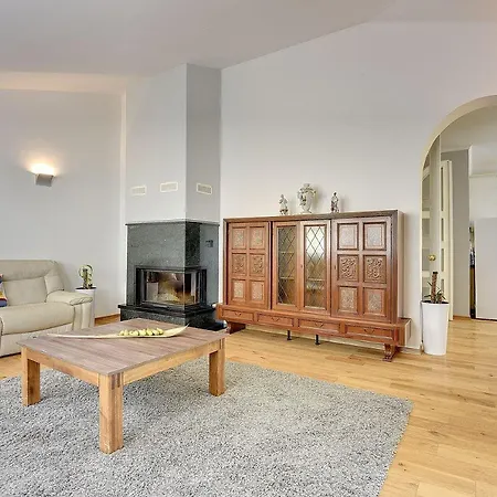 بيت للعطل Villa Mit Privatem Pool, Babybett, Baeder En Suite, Wlan