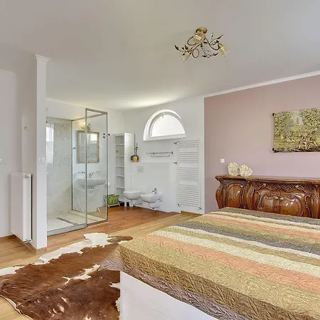 بيت للعطل Villa Mit Privatem Pool, Babybett, Baeder En Suite, Wlan
